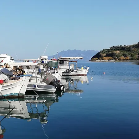 Melissafarm شقة *